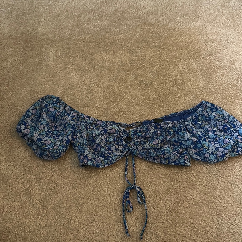 cropped floral top blue
